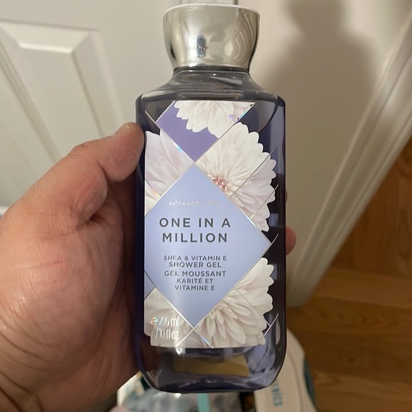 Lily and green tea Shea body cream - Picture 10 of 10